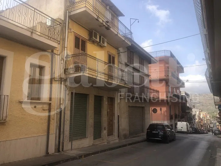 Casa indipendente in vendita a Solarino - foto 1