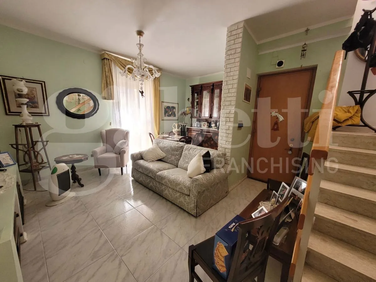 Casa bifamiliare in vendita a Siracusa - foto 1
