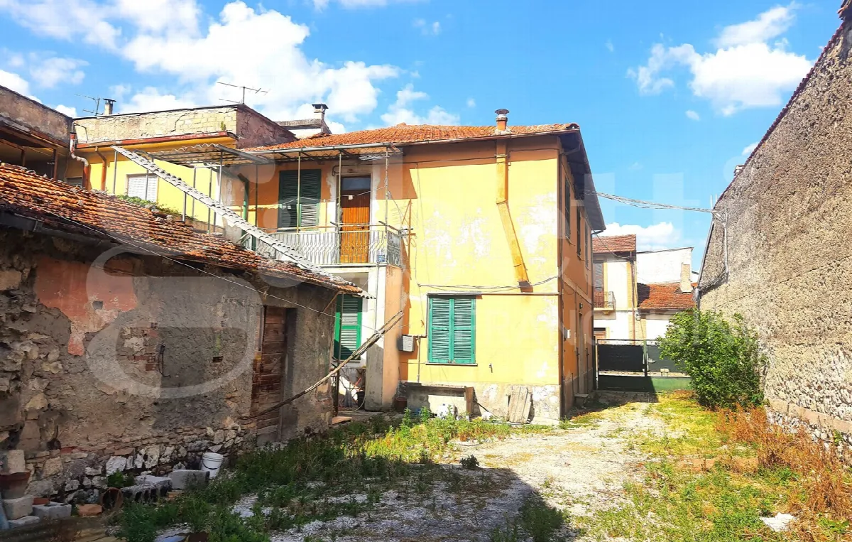 Casa indipendente in vendita a Avezzano - foto 4