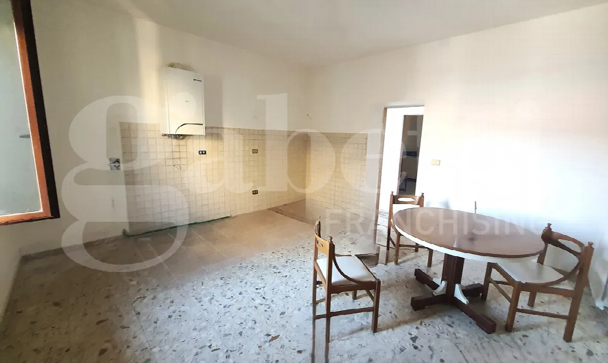 Casa indipendente in vendita a Pescina - foto 7