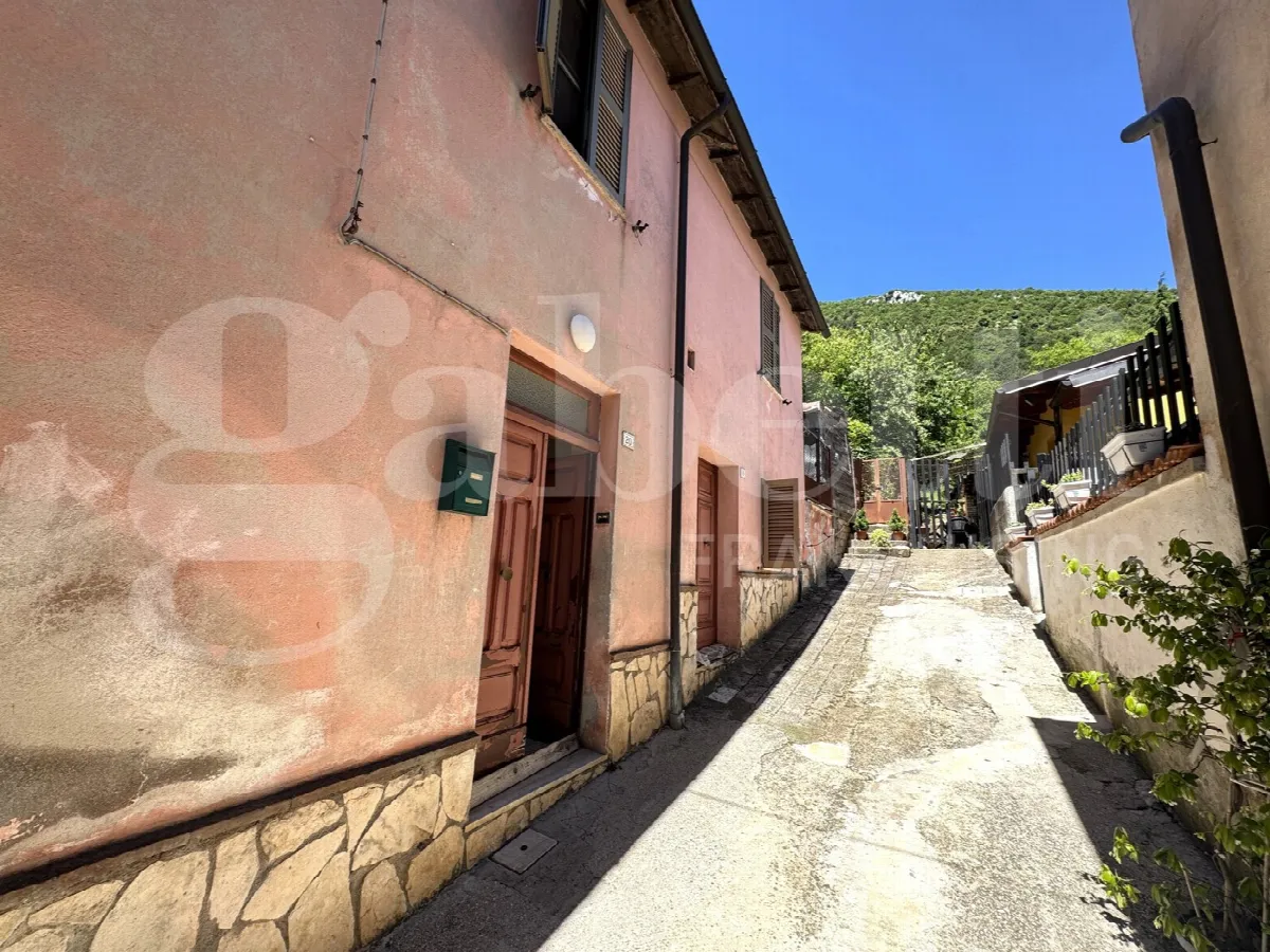 Appartamento in vendita a Capistrello - foto 3