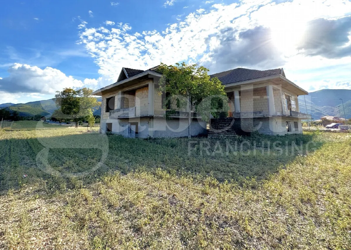 Villa in vendita a Trasacco - foto 5
