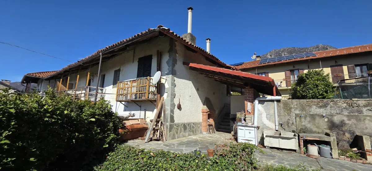 Rustico in vendita a Cantalupa - foto 1