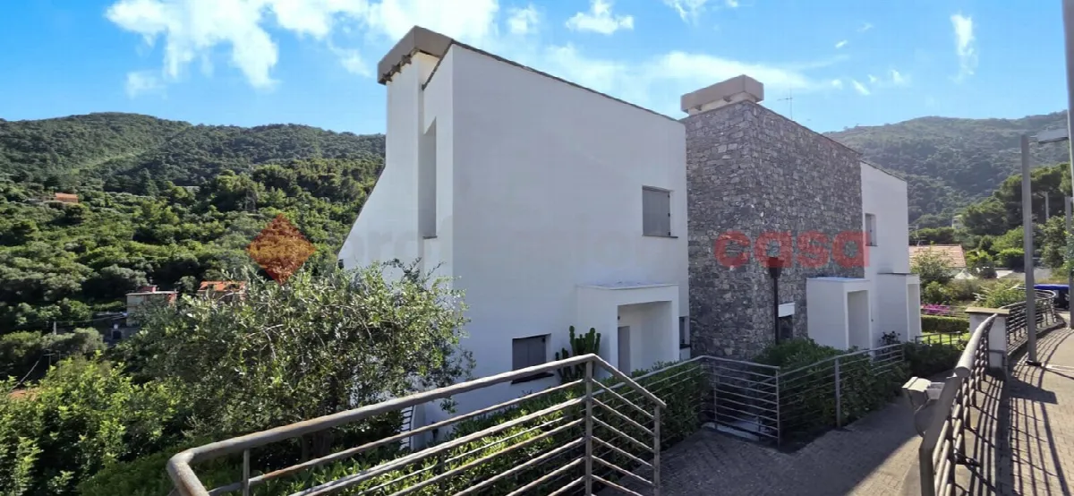 Casa indipendente in vendita a Alassio - foto 4