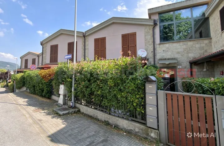 Villetta a schiera in vendita a Terni - foto 1