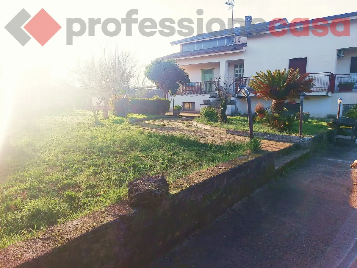 Casa indipendente in vendita a Aquino - foto 2