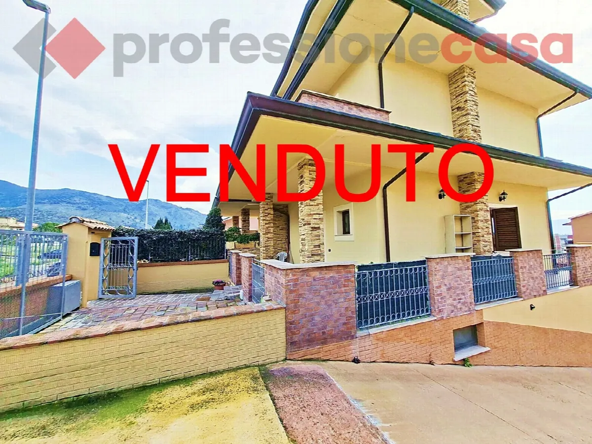 Casa bifamiliare in vendita a Piedimonte San Germano - foto 1