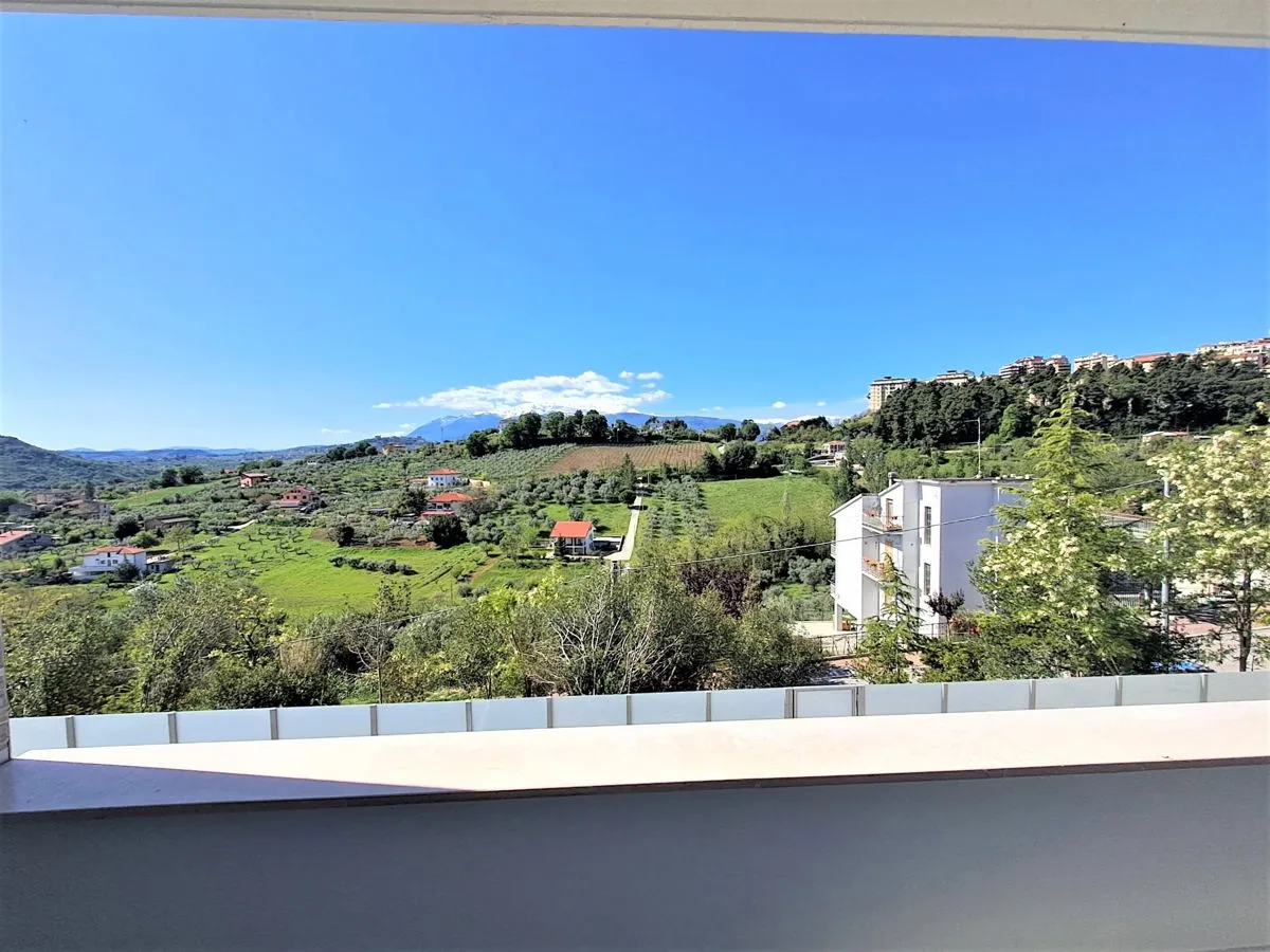 Casa indipendente in vendita a Chieti - foto 2