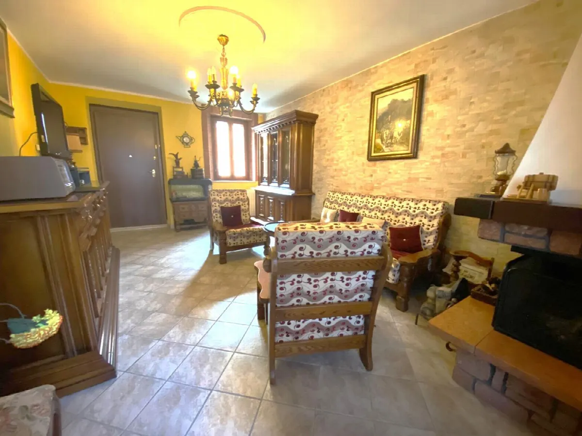 Casa indipendente in vendita a Alagna - foto 2