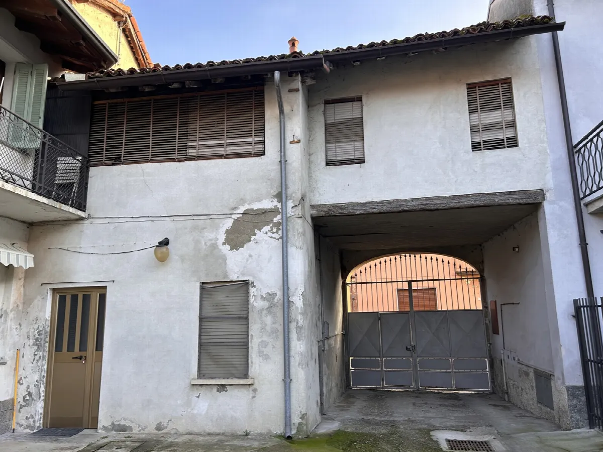 Casa indipendente in vendita a Dorno - foto 2