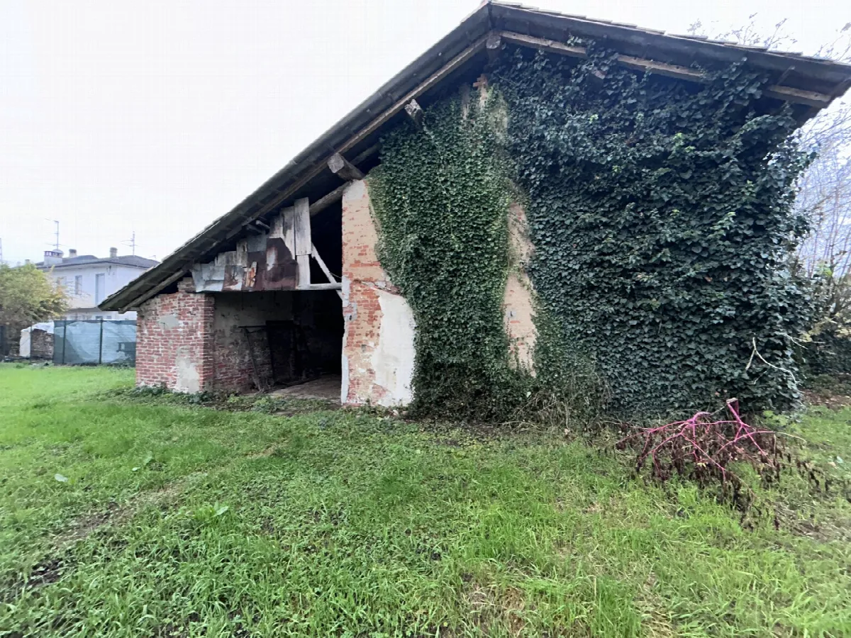 Rustico in vendita a Dorno - foto 1
