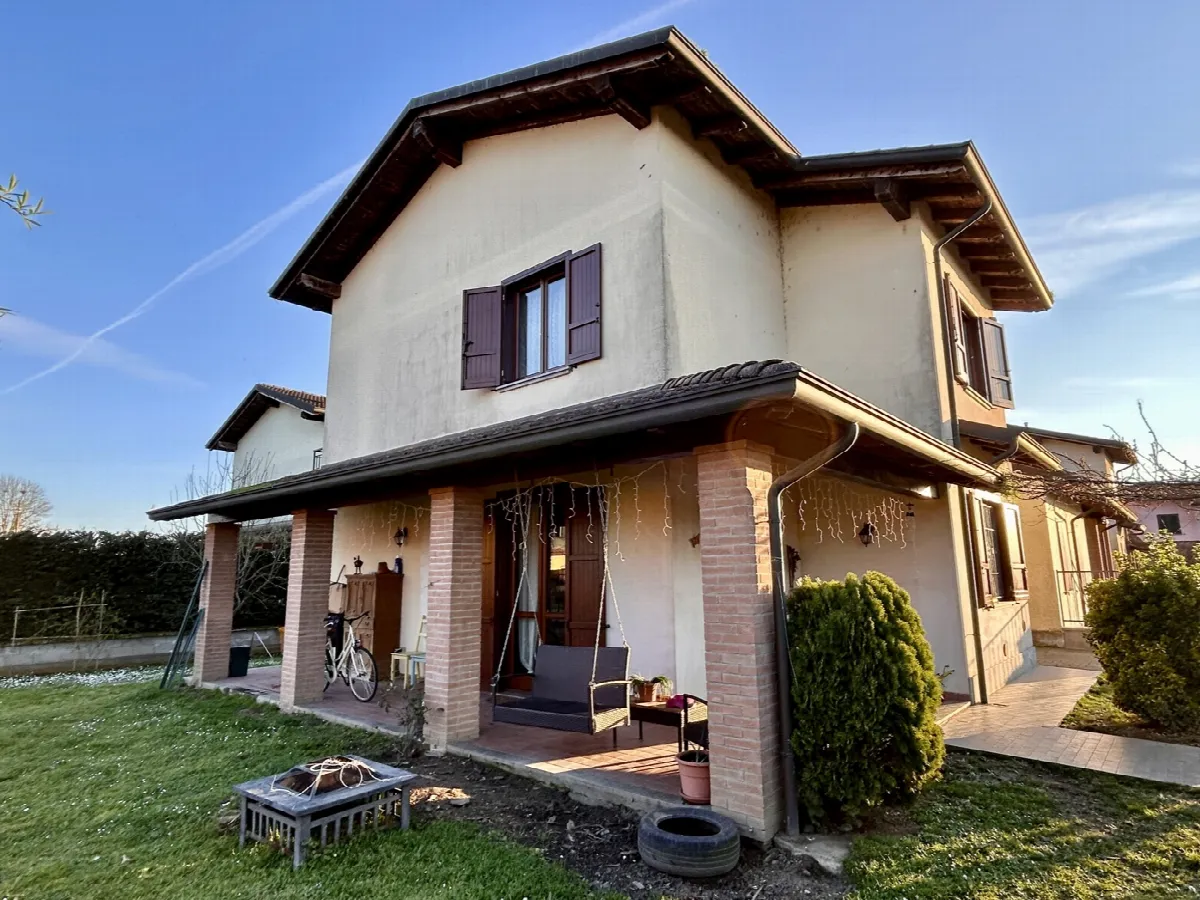 Casa indipendente in vendita a Zerbolò - foto 2