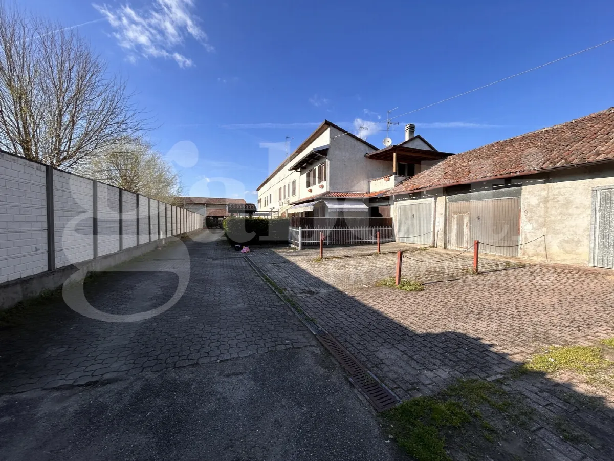 Casa indipendente in vendita a Borgo San Siro - foto 4