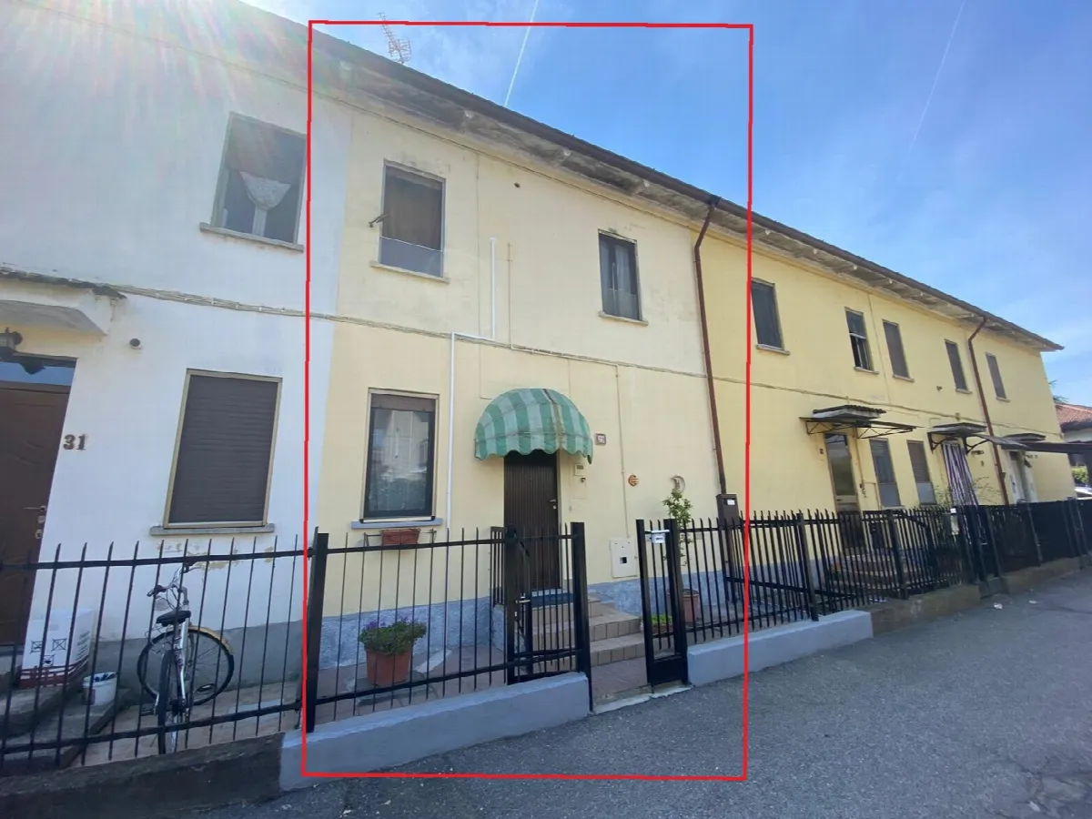 Casa indipendente in vendita a Gambolò - foto 1
