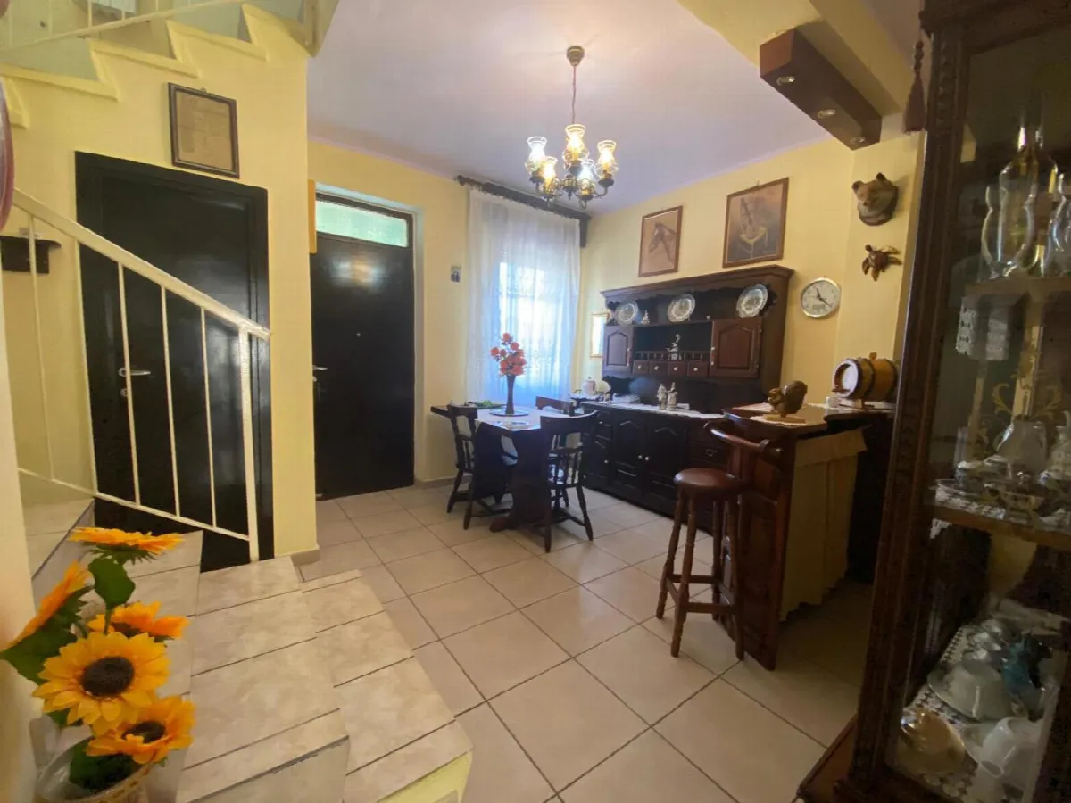 Casa indipendente in vendita a Gambolò - foto 7