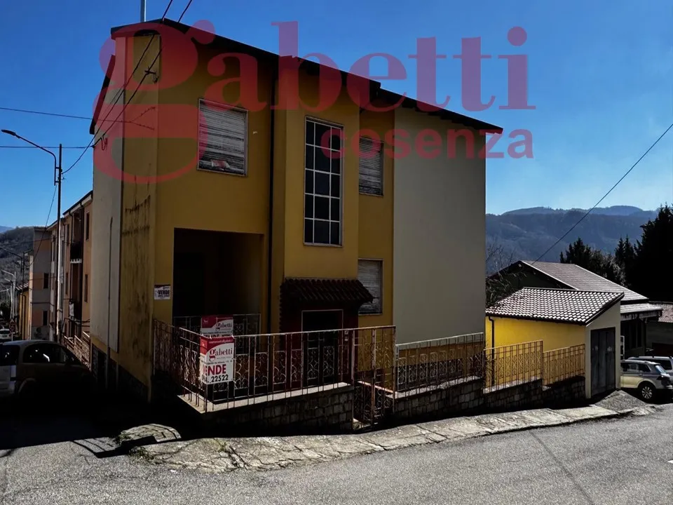 Stabile in vendita a Carolei - foto 1