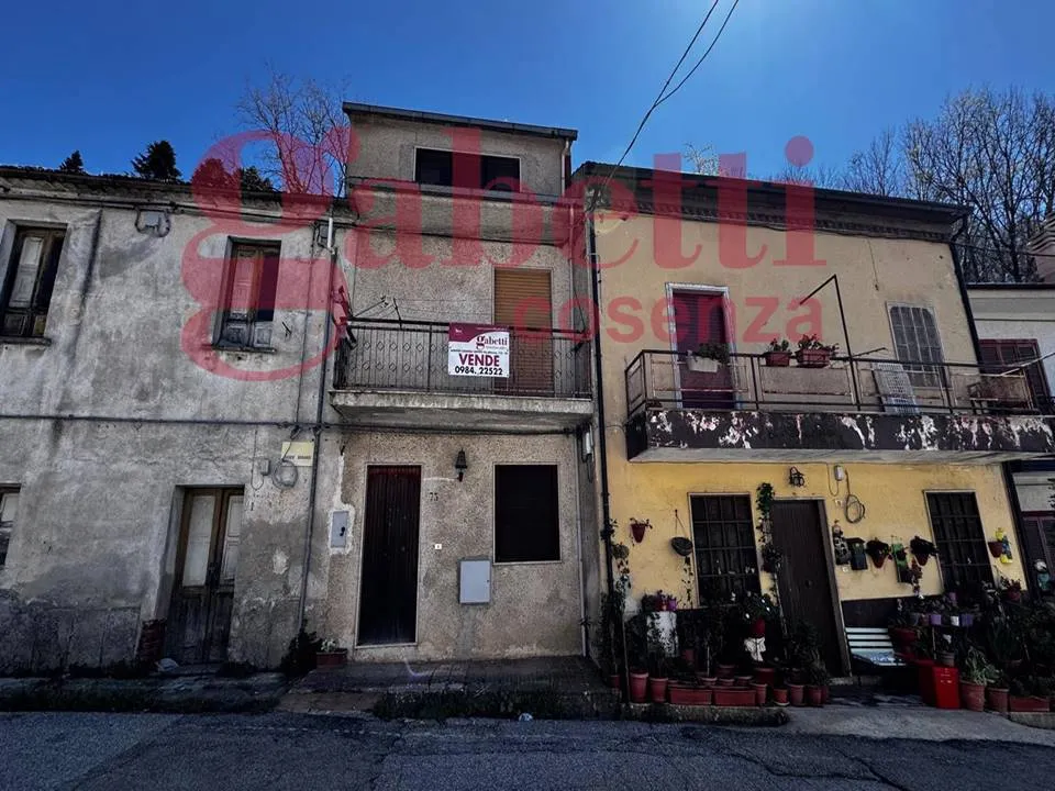 Appartamento in vendita a Mangone - foto 1