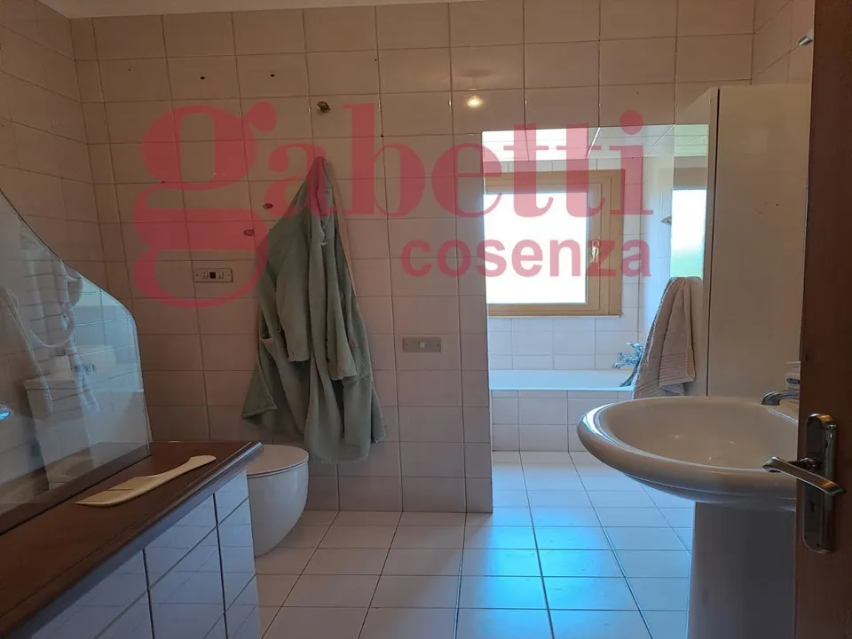 Casa indipendente in vendita a Cosenza - foto 10