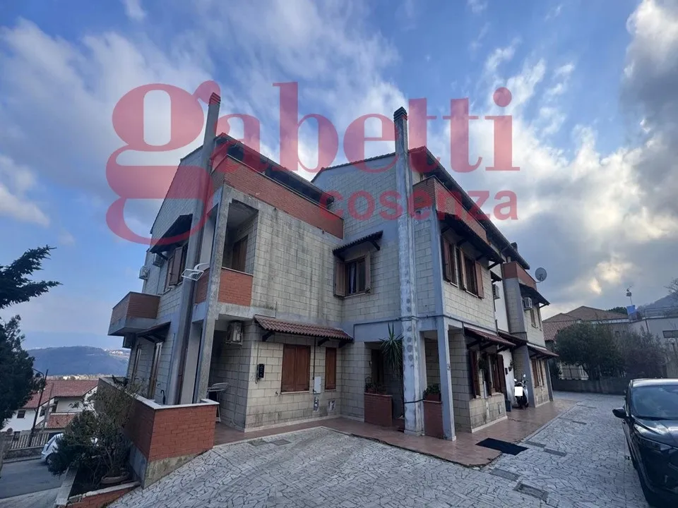 Casa indipendente in vendita a Cerisano - foto 2