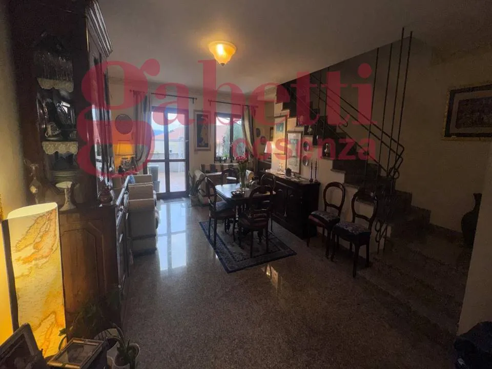 Casa indipendente in vendita a Cerisano - foto 3