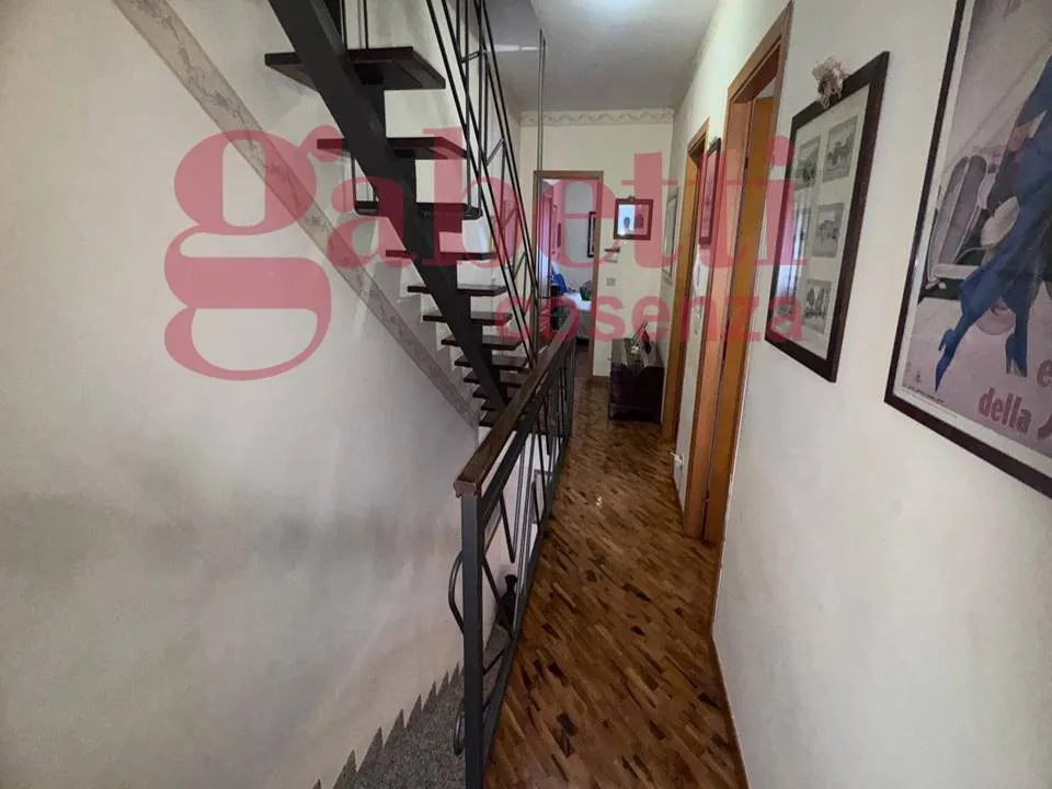 Casa indipendente in vendita a Cerisano - foto 9
