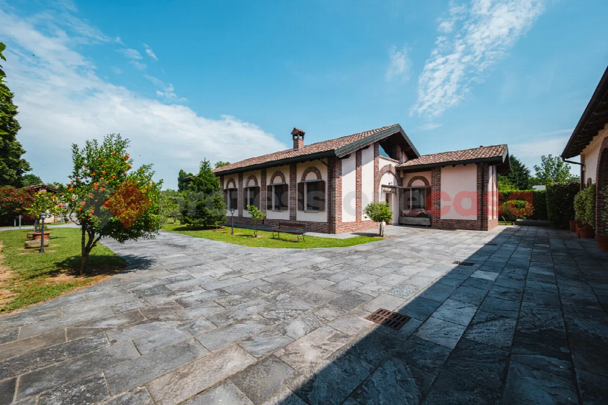 Villa in vendita a Basiglio - foto 1