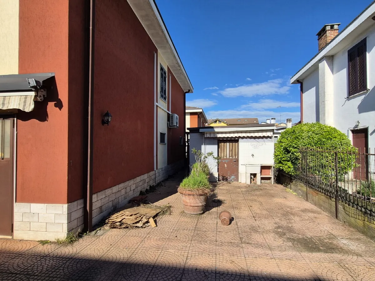 Villa in vendita a Valera Fratta - foto 9