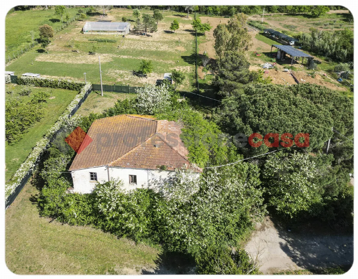 Casa indipendente in vendita a Livorno - foto 1