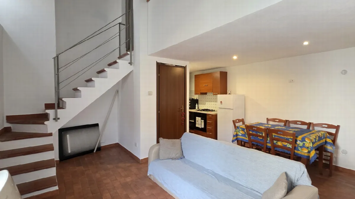 Casa indipendente in vendita a Basicò - foto 1