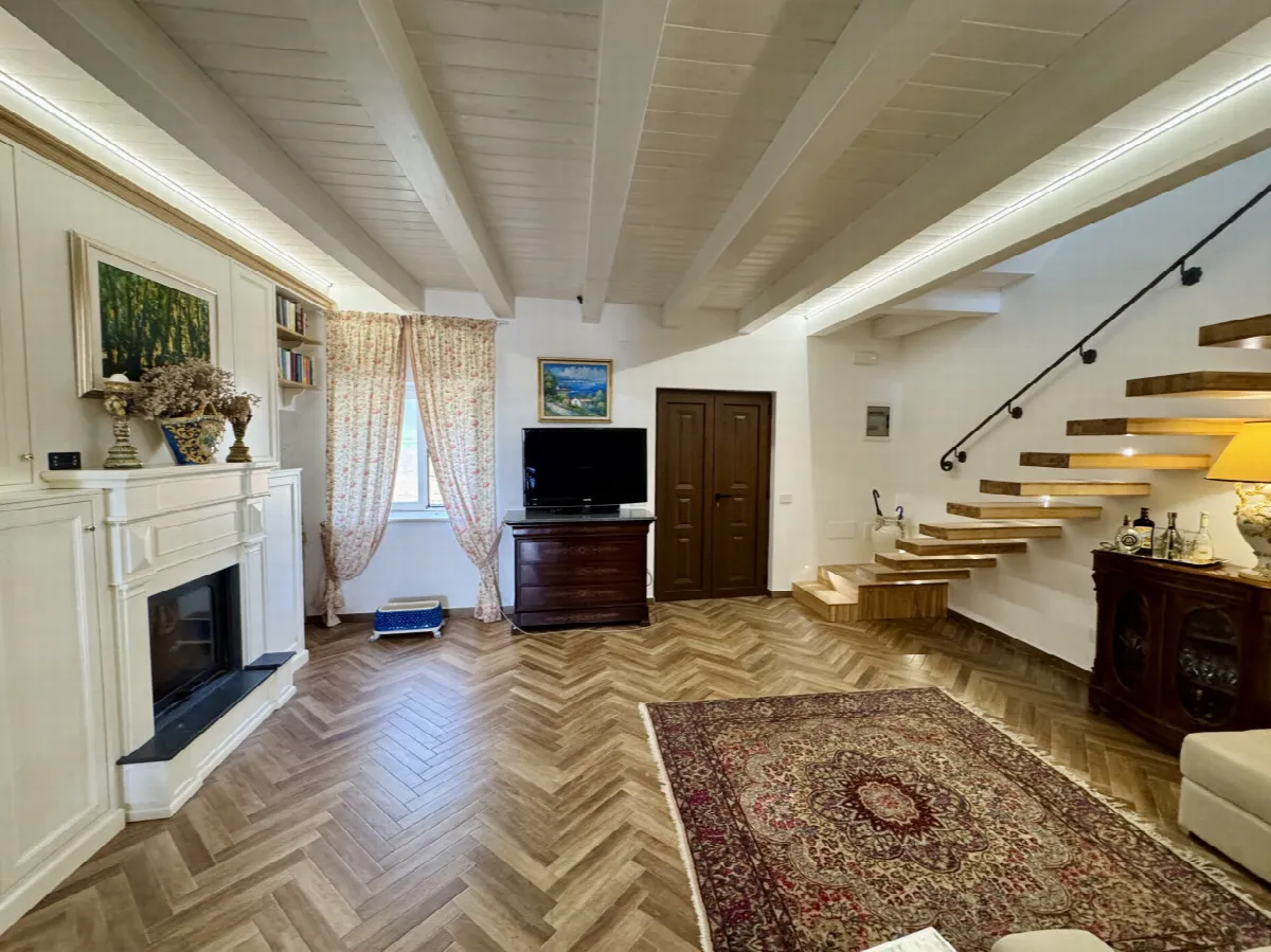 Casa indipendente in vendita a Milazzo - foto 1