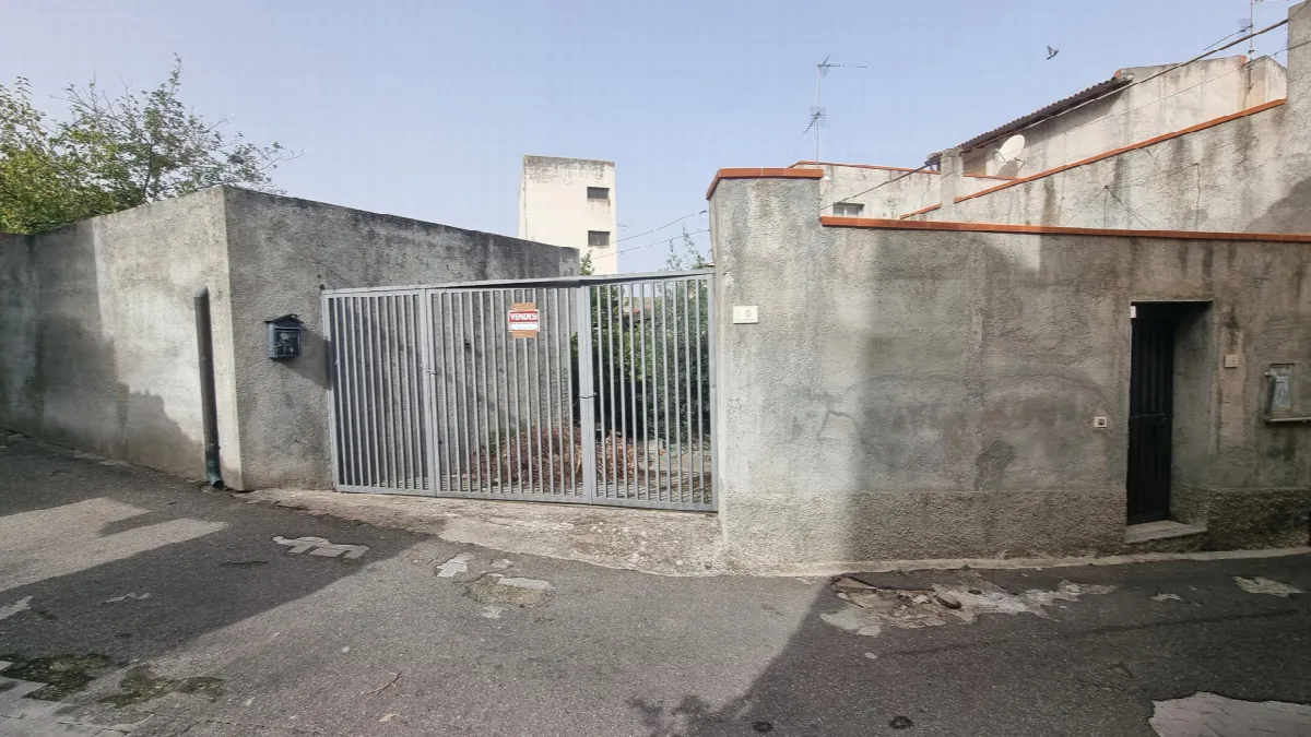 Casa indipendente in vendita a Mazzarrà Sant'Andrea - foto 2