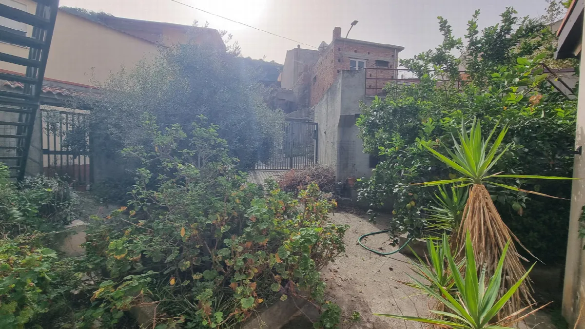 Casa indipendente in vendita a Mazzarrà Sant'Andrea - foto 4