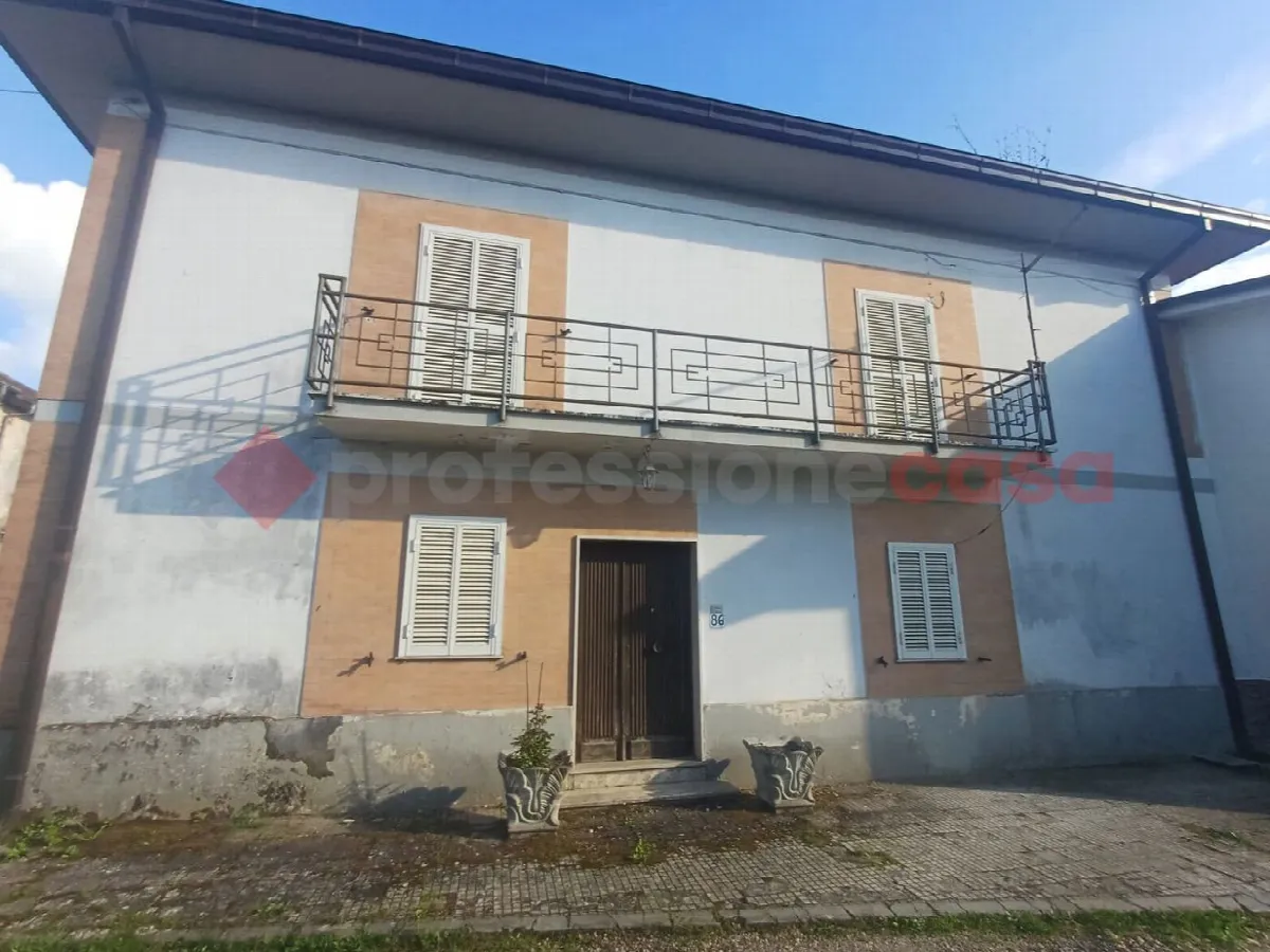 Casa indipendente in vendita a San Giovanni Incarico - foto 1