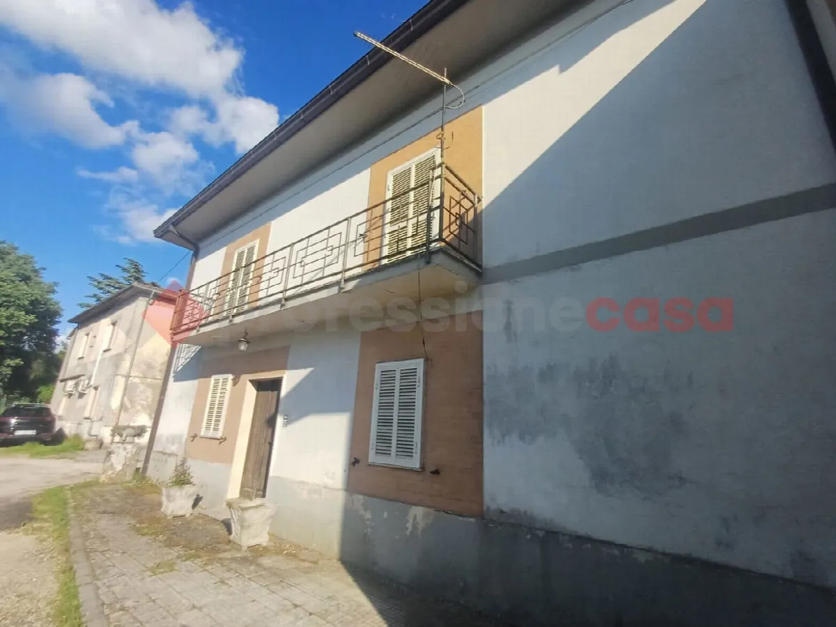 Casa indipendente in vendita a San Giovanni Incarico - foto 3