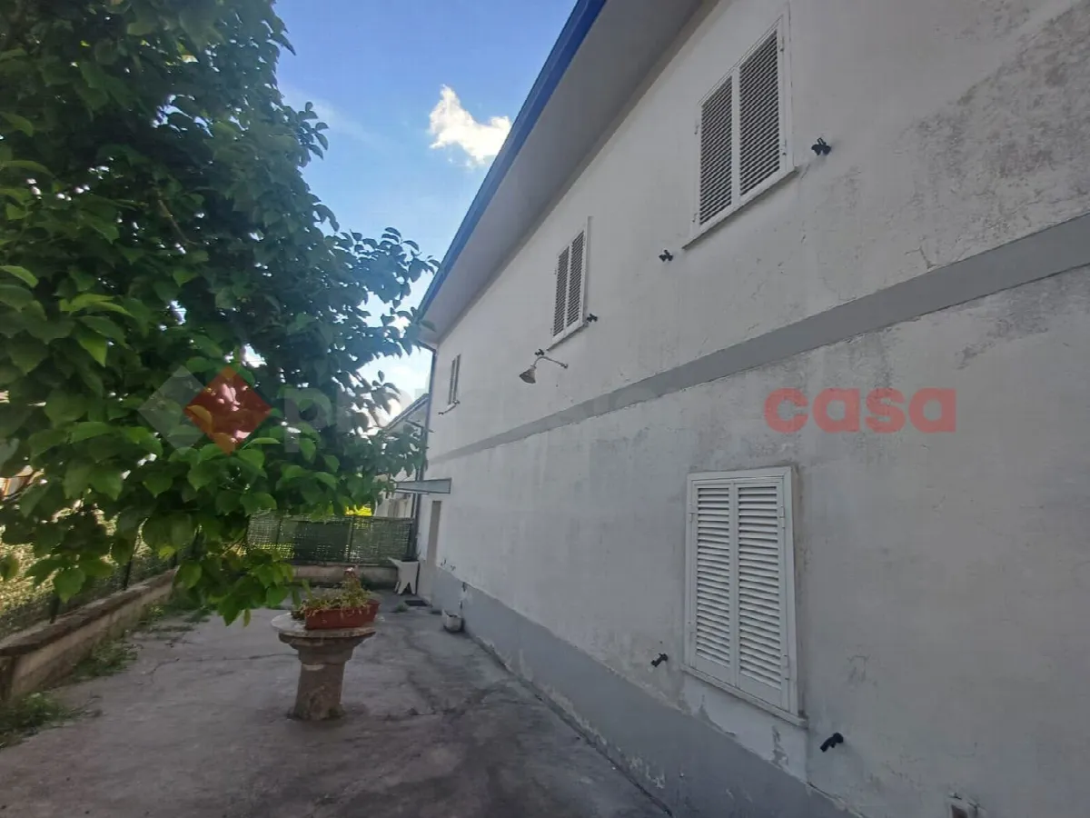 Casa indipendente in vendita a San Giovanni Incarico - foto 4