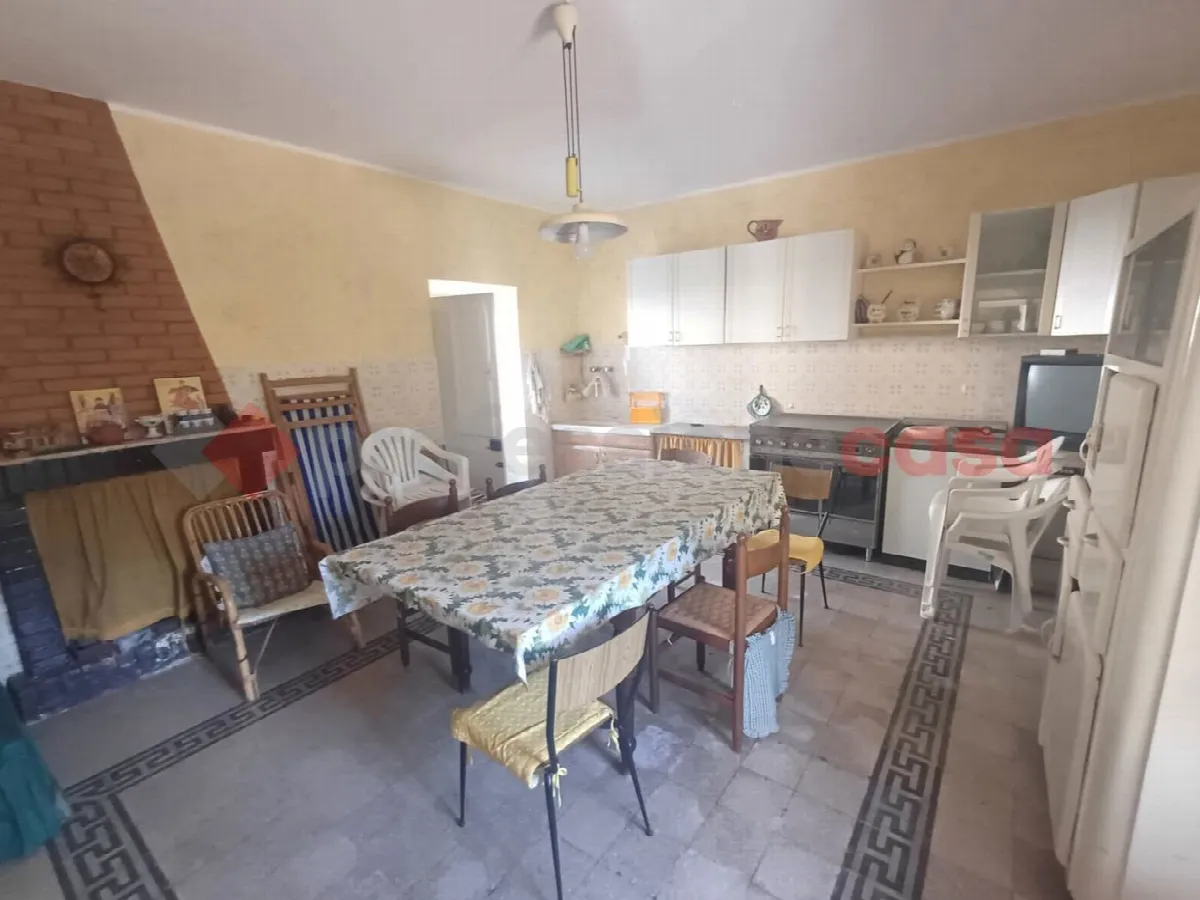 Casa indipendente in vendita a San Giovanni Incarico - foto 6