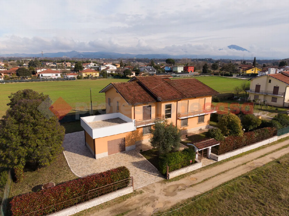 Casa indipendente in vendita a Ceprano - foto 1