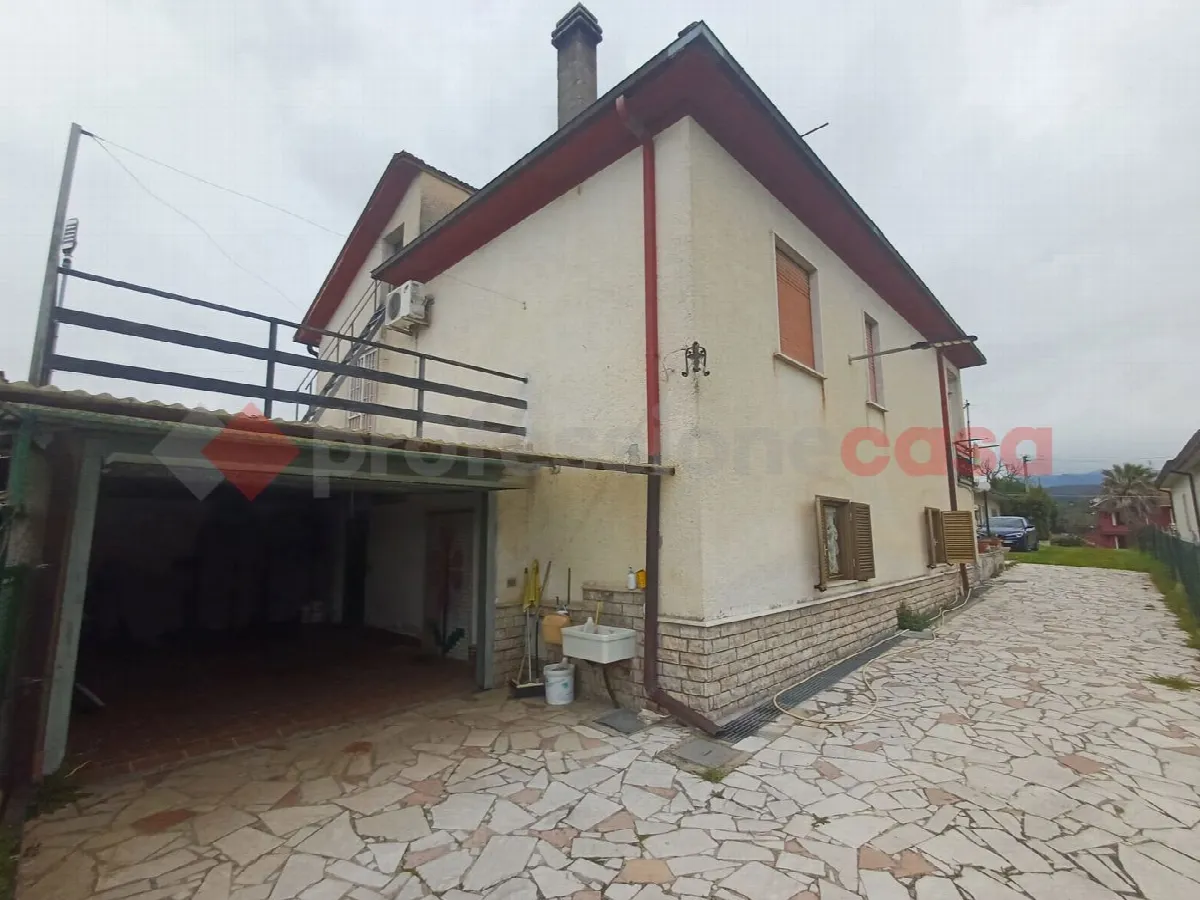Casa indipendente in vendita a Arce - foto 3