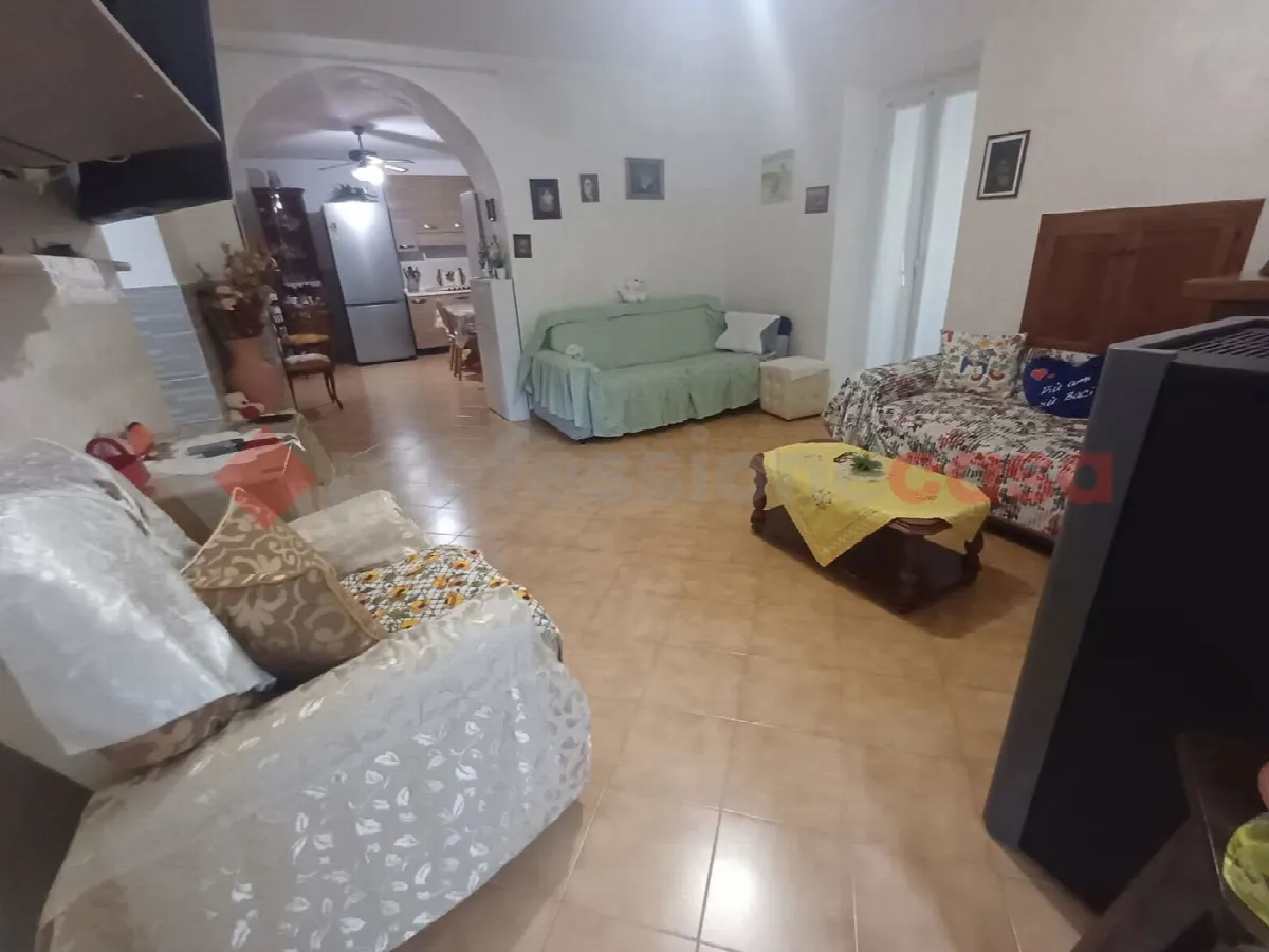 Casa indipendente in vendita a San Giovanni Incarico - foto 6