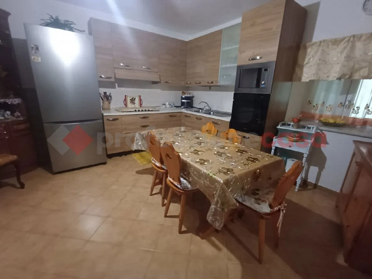 Casa indipendente in vendita a San Giovanni Incarico - foto 9