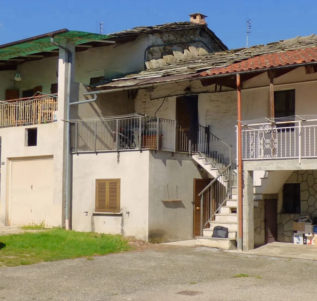 Casa indipendente in vendita a Luserna San Giovanni - foto 1