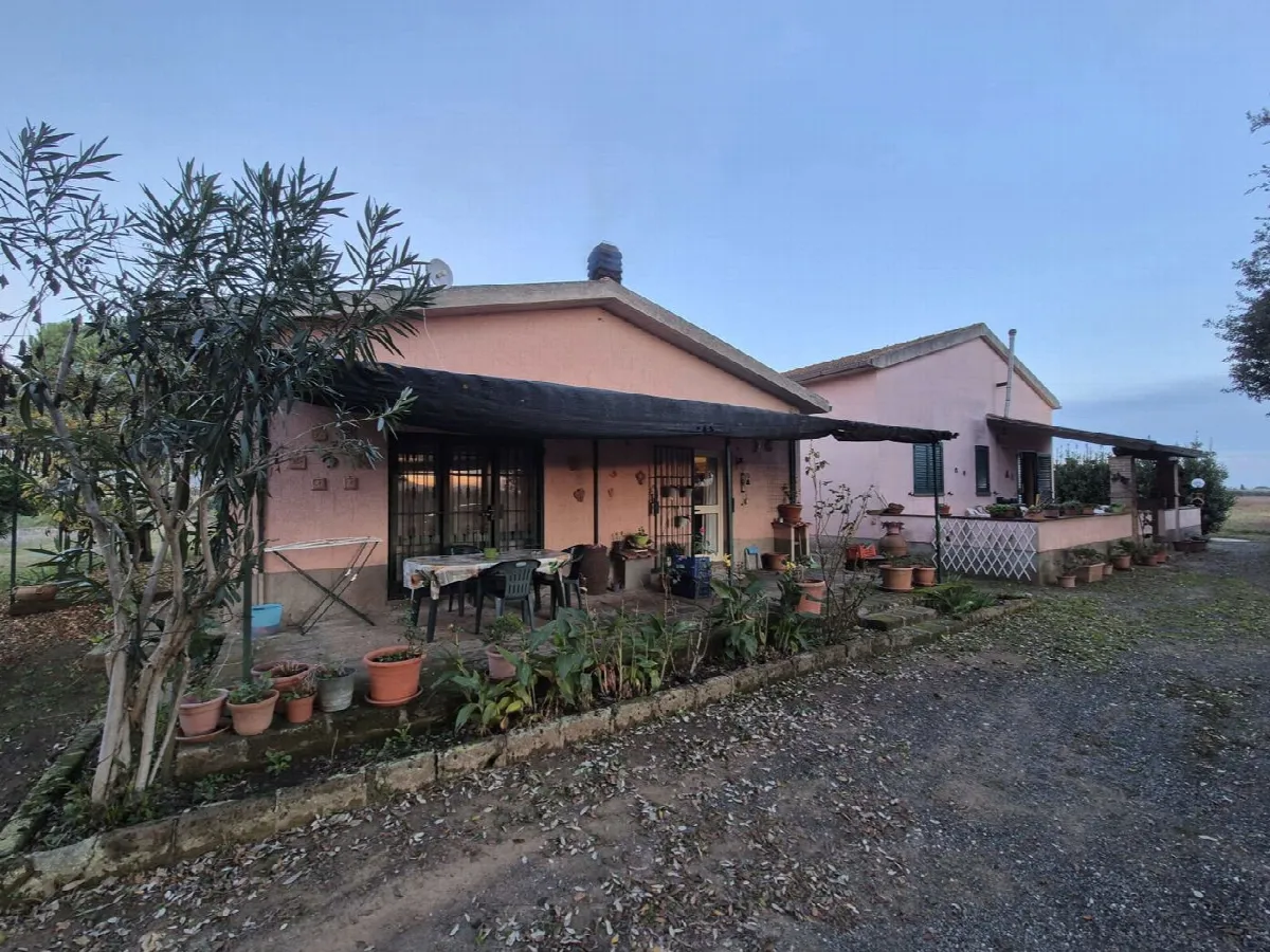 Stabile in vendita a Castiglione della Pescaia - foto 1