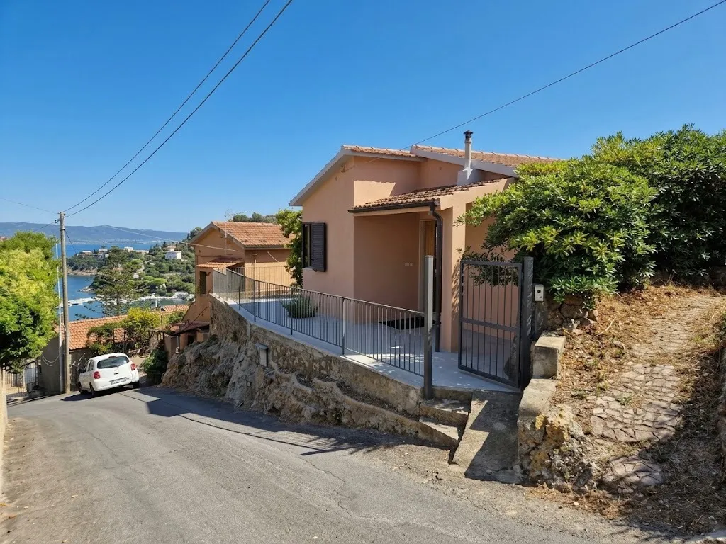 Casa indipendente in vendita a Monte Argentario - foto 1