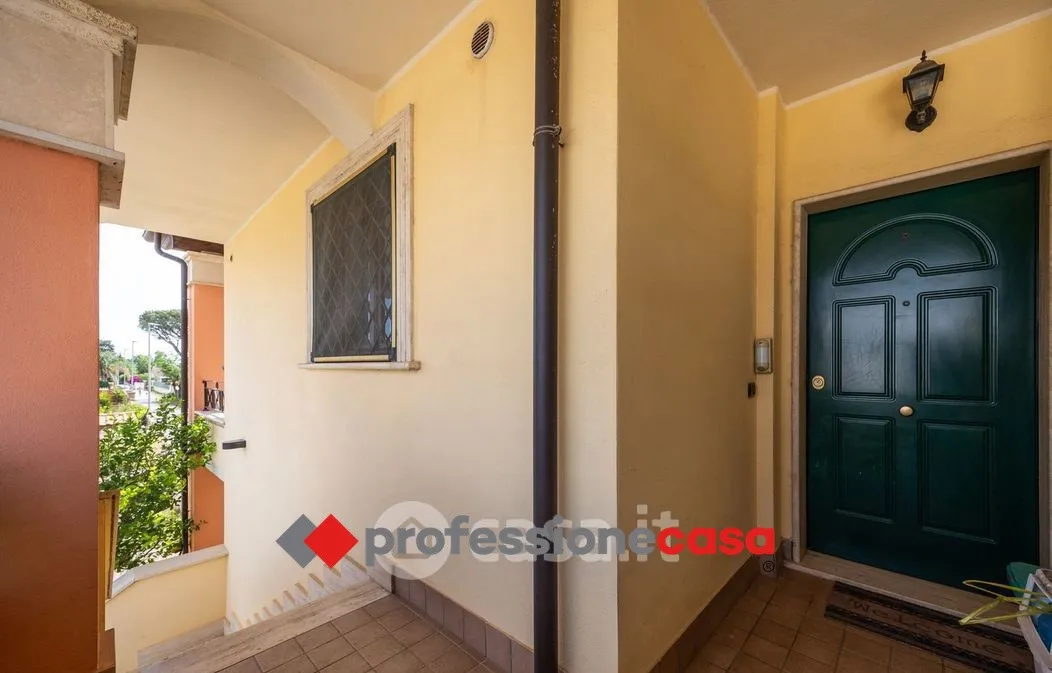Casa indipendente in vendita a Pomezia - foto 2