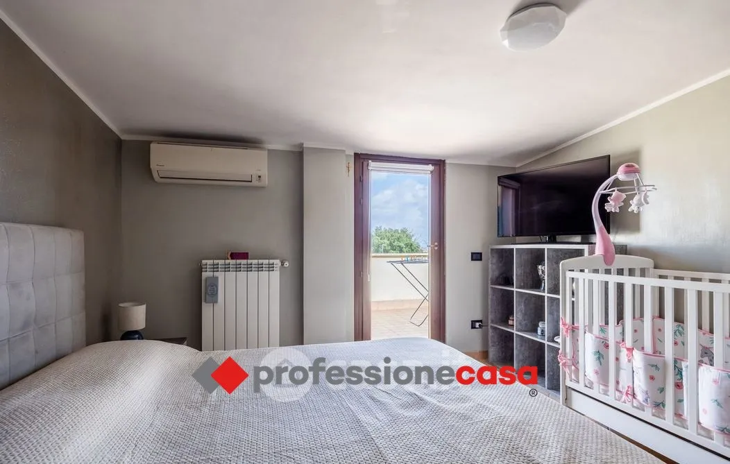 Casa indipendente in vendita a Pomezia - foto 3
