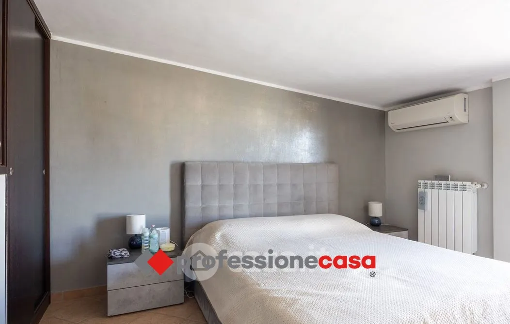 Casa indipendente in vendita a Pomezia - foto 4