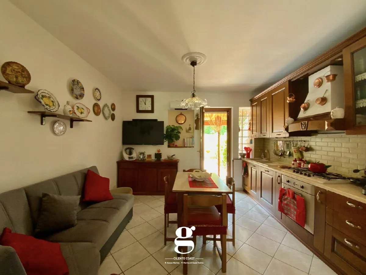 Villetta a schiera in vendita a Castelnuovo Cilento - foto 9