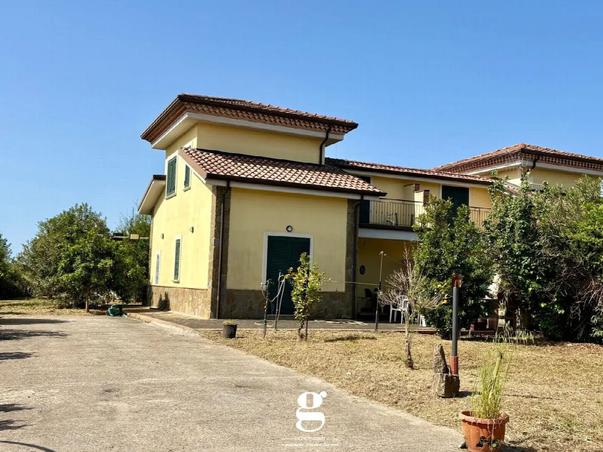 Casa bifamiliare in vendita a Casal Velino - foto 1