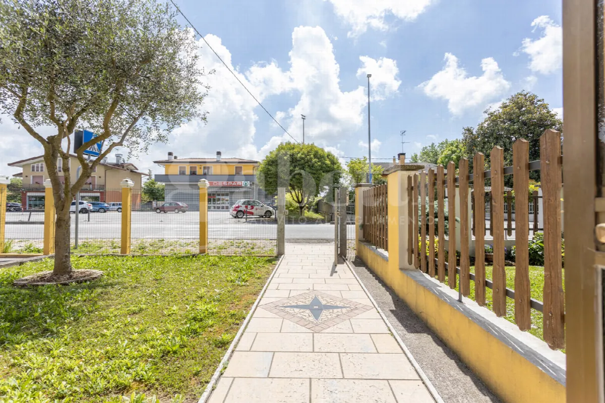 Casa bifamiliare in vendita a Fossalta di Portogruaro - foto 5