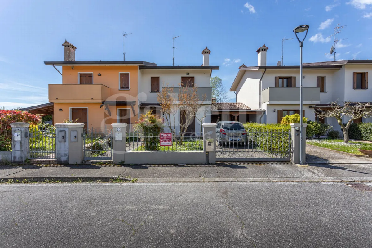 Villetta a schiera in vendita a Portogruaro - foto 1